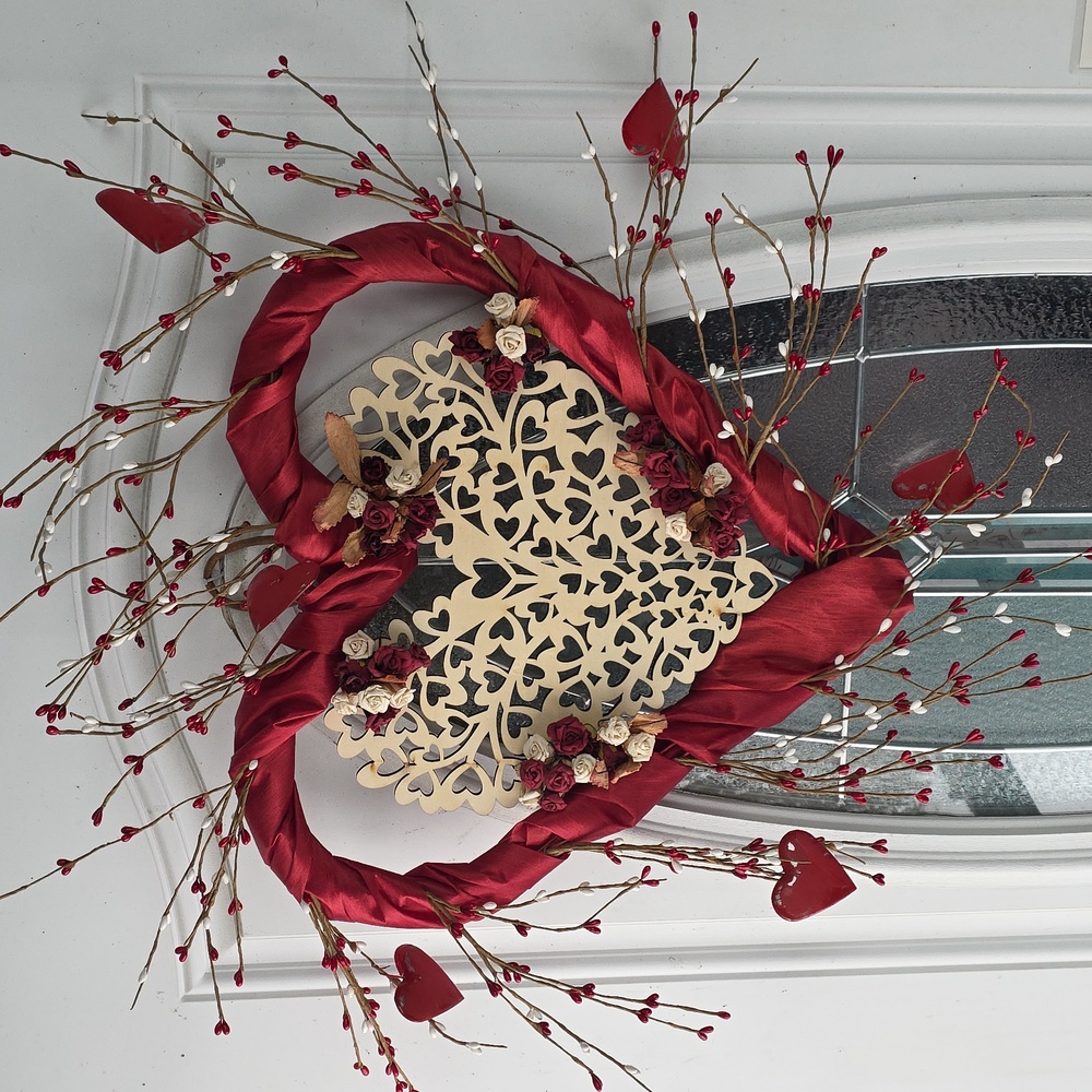 Valentines Day Vintage Romantic Victorian Inspired Wreath NEW